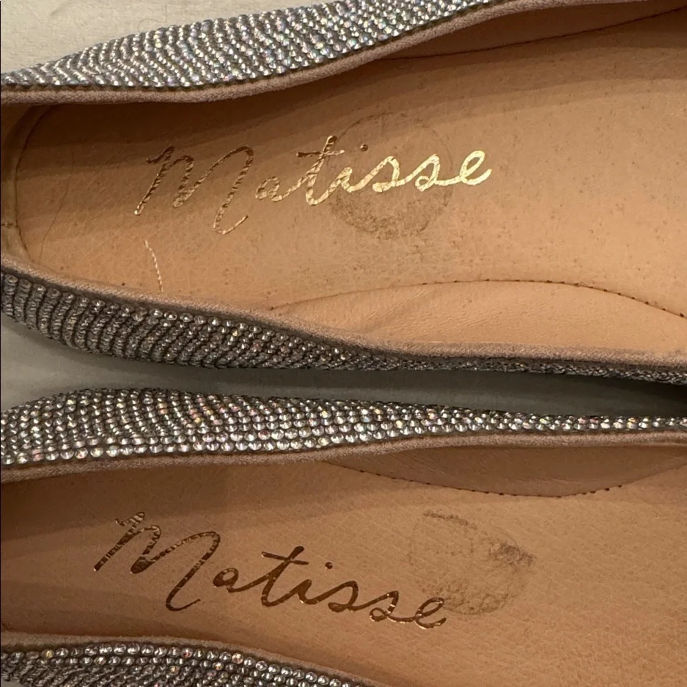 Matisse Roxy Glittering Silver Flats with Bow, sz 8 - Picture 7 of 8